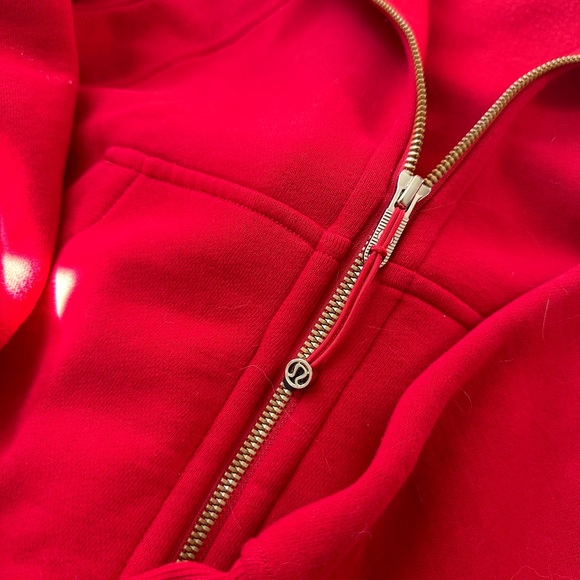 Lululemon LNY Gold Hardware Scuba full zip - Picture 5 of 6